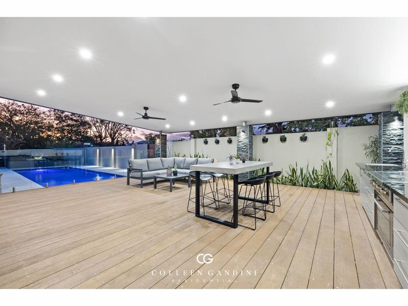 26 Bedwell Crescent, Booragoon