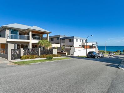 1A Eileen Street, Cottesloe WA 6011