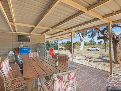 4 Stirling Crescent, Dampier WA 6713