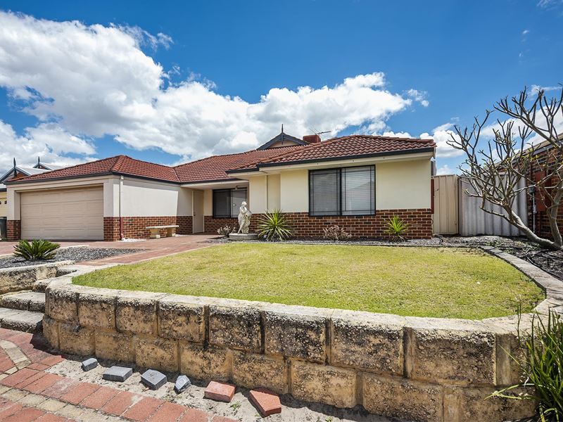 15 Tuart Court, Thornlie