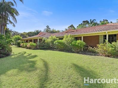 71 Shillington Way, Wanneroo WA 6065