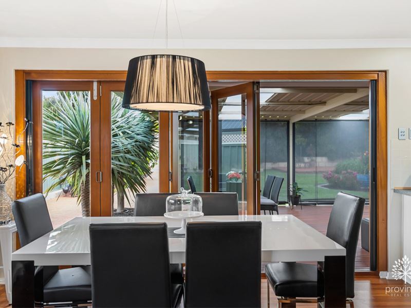 25 Hunter Drive, Lesmurdie