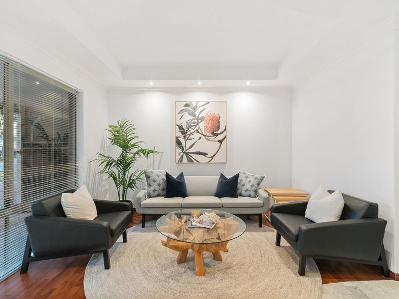 14 Nooyan Close, South Guildford