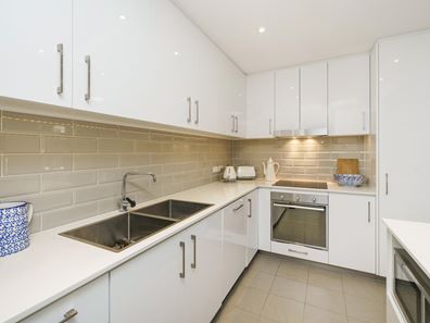 G02/2 Wembley Court, Subiaco WA 6008