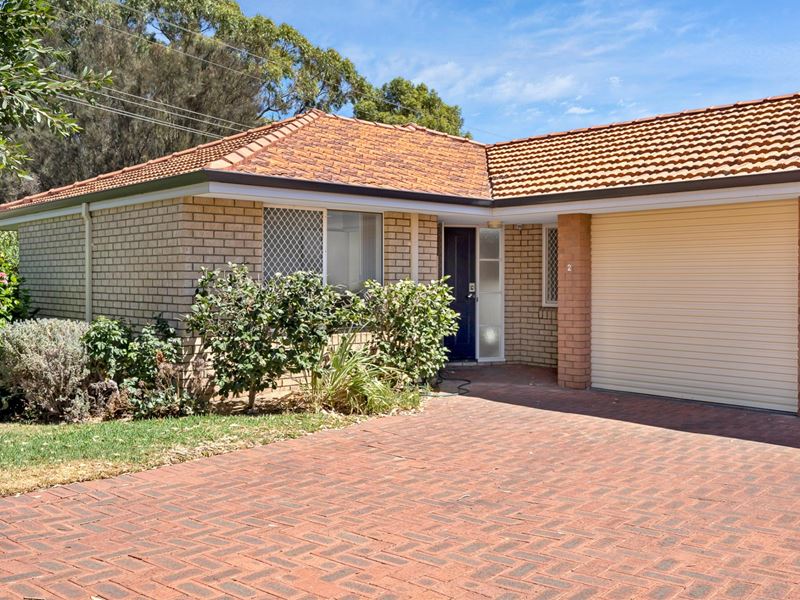 2 Williamson Way, Trigg WA 6029