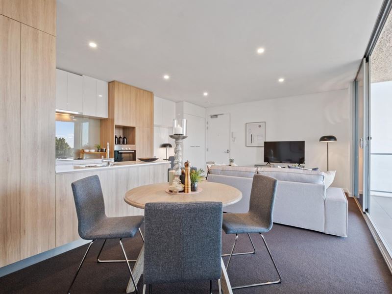 33/8 Riversdale Road, Burswood