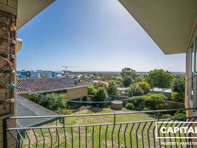 30 Edmondson, Karrinyup WA 6018