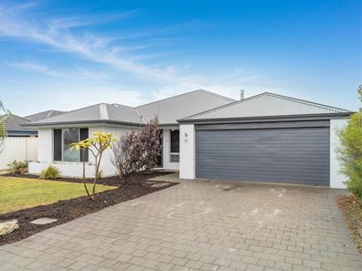 11 Tobermory Crescent, Butler WA 6036