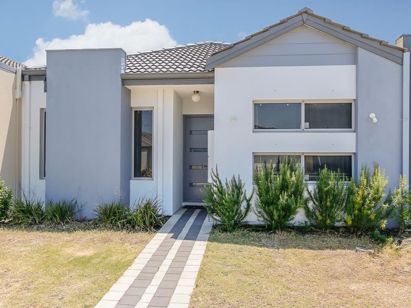 22 Cheyne Way, Caversham WA 6055