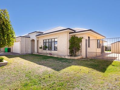 9 Tobar Road, Dalyellup WA 6230