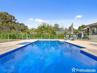 9 Lilian Road, Maida Vale WA 6057