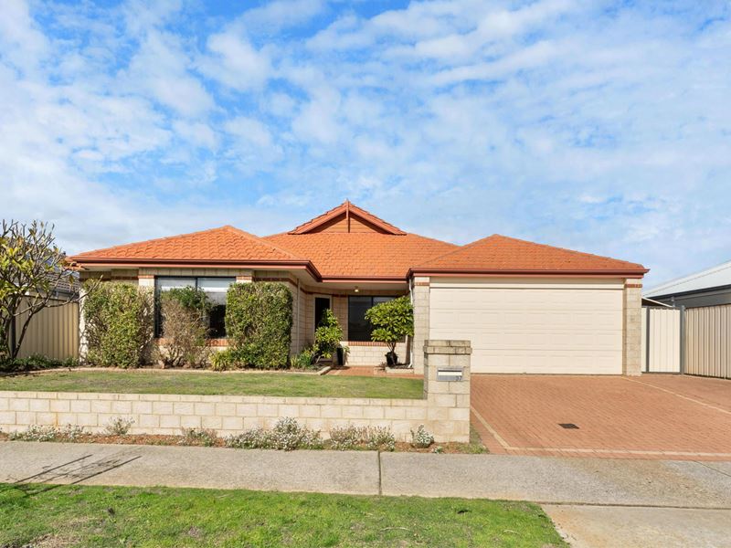 37 Plumwood Avenue, Hammond Park