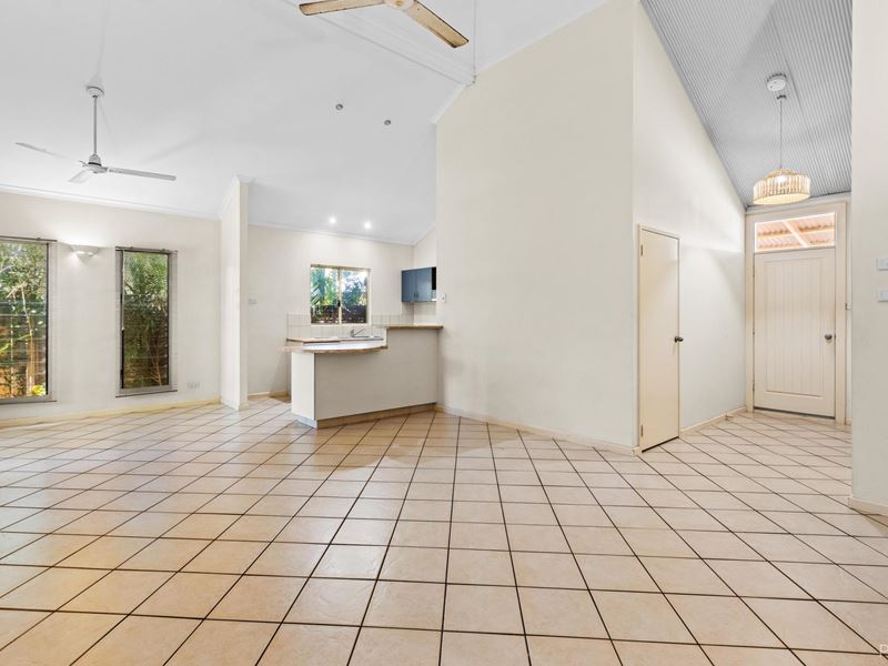 11/11 Challenor Drive, Cable Beach