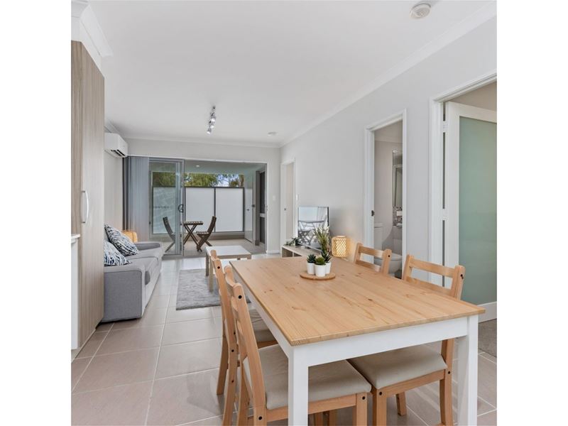 8/24 Westralia Gardens, Rockingham