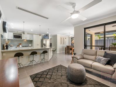 29 Newell  Loop, Gosnells WA 6110