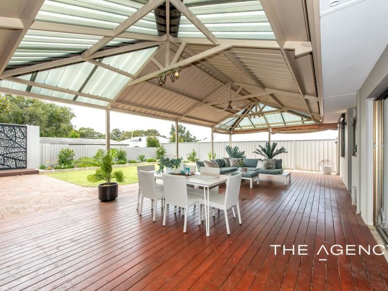 4 Hurley Way, Hillarys
