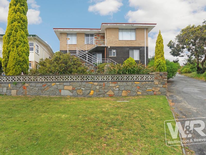 2A Munster Avenue, Mount Clarence