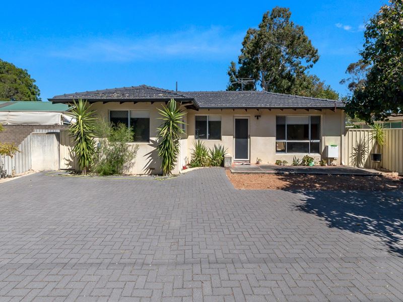 175 Railway Avenue, Kelmscott