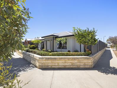 16 Artisan Road, Yanchep WA 6035