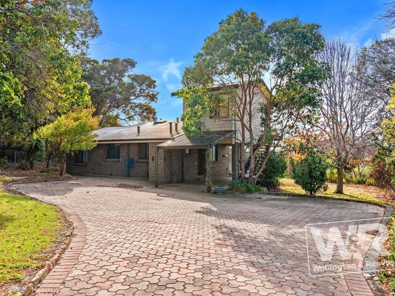 28 Anderson Place, Mira Mar