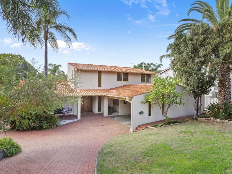 14 Buntine Road, Wembley Downs