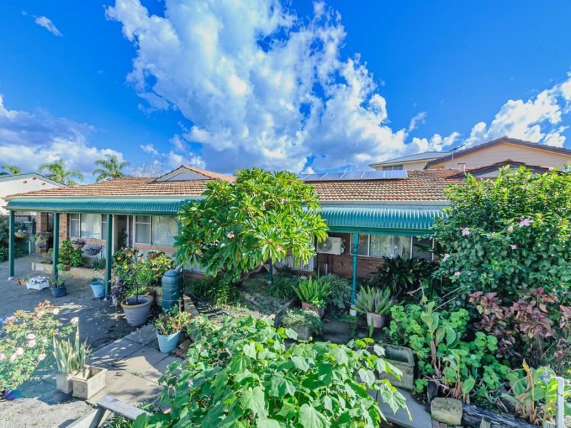 18 Delwood Place, Willetton WA 6155
