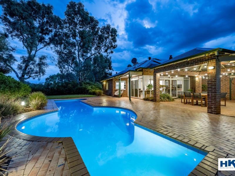 97 Taittinger Grove, The Vines