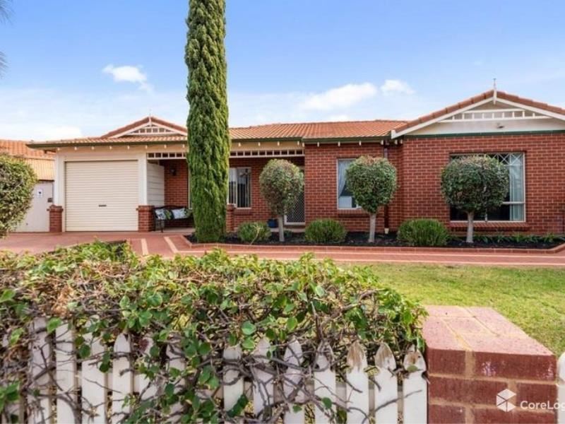 2A Tindals Crescent, Hannans