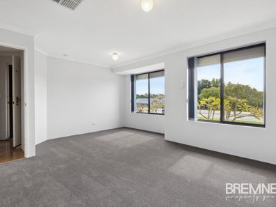 21 Champion Drive, Bertram WA 6167