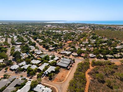 2 Larja Link, Cable Beach WA 6726