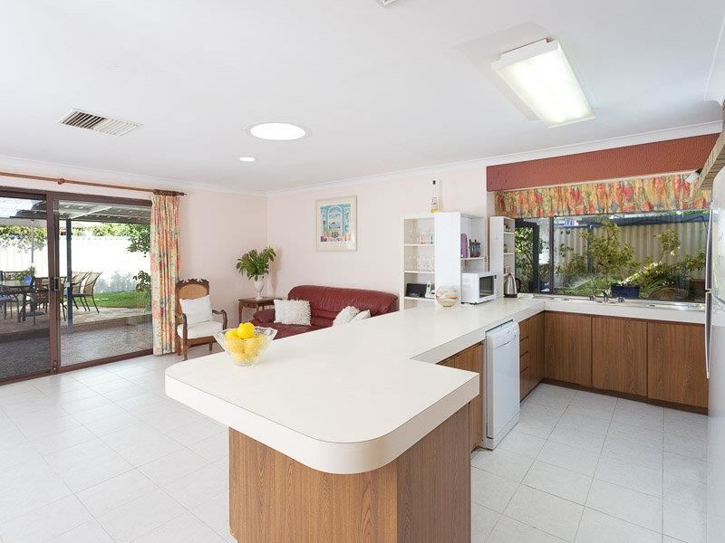 31 Spigl Way, Bateman WA 6150