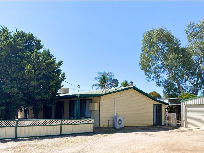 15 King Street, Merredin WA 6415