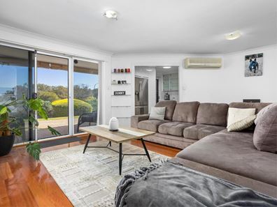 2/18 Fogerthorpe Crescent, Maylands WA 6051