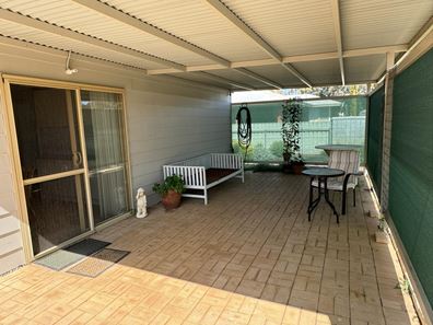 4 Monger Street, Beverley WA 6304