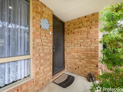 10/15-17 Ashford Avenue, Rockingham WA 6168