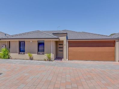 12/18 Gladstone Raod, Armadale WA 6112