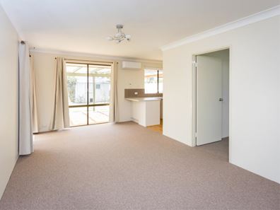 2/19 Godbold Close, Shelley WA 6148