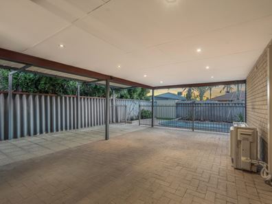 7 Abrolhos Loop, Beckenham WA 6107