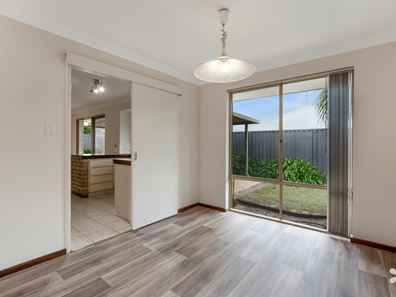 16B The Mews, Kardinya WA 6163