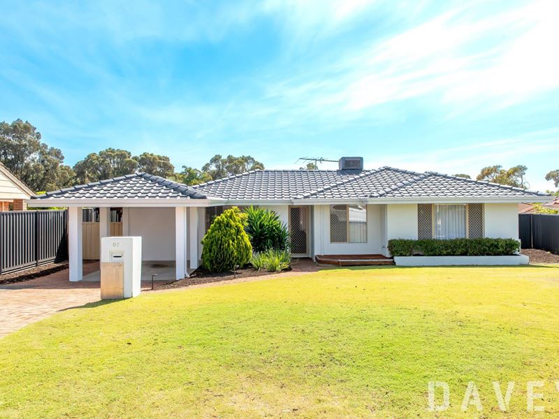 7 Chadwin Place, Padbury WA 6025