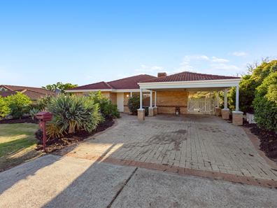 15 Serpentine Rise, Success WA 6164