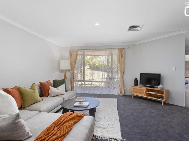 13 Peak View, Canning Vale