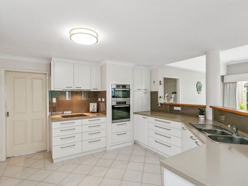 12B Brian Avenue, Mount Pleasant