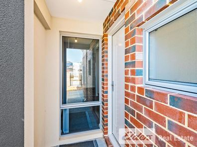 33 Marlock Road, Kwinana Town Centre WA 6167