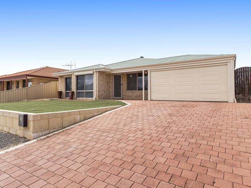 32 Sarah Ann crescent, Warnbro WA 6169