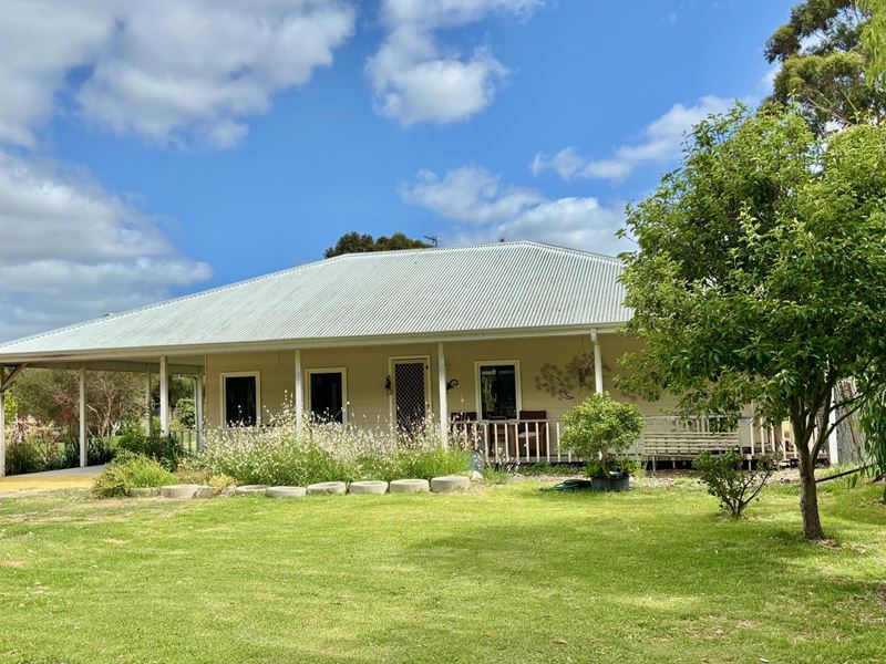 240 RIVERDALE ROAD, Cookernup