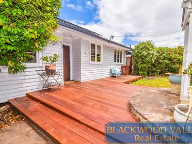 5 Padbury Road, Bridgetown WA 6255