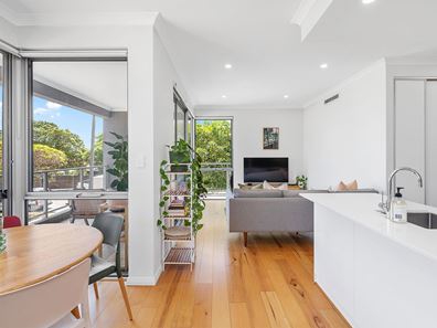 3/193 Grand  Promenade, Doubleview WA 6018