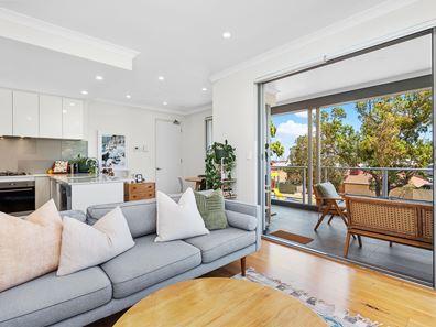 3/193 Grand  Promenade, Doubleview WA 6018