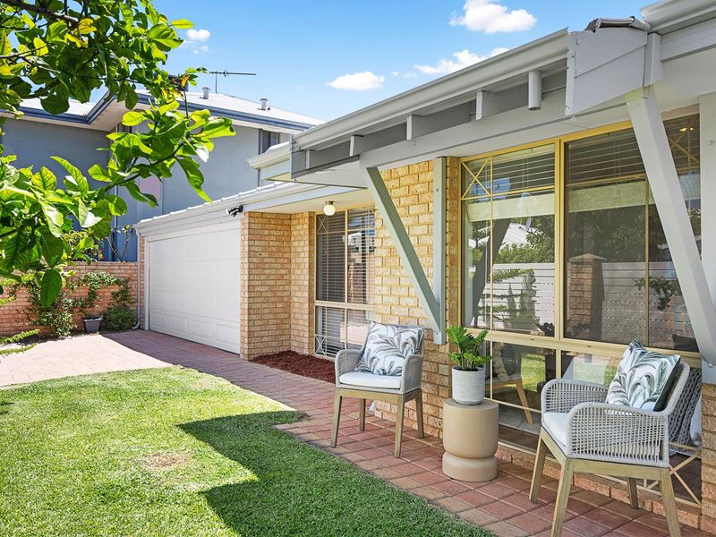 49A Duke Street, Scarborough WA 6019